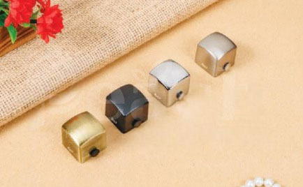 METAL Square End Cap